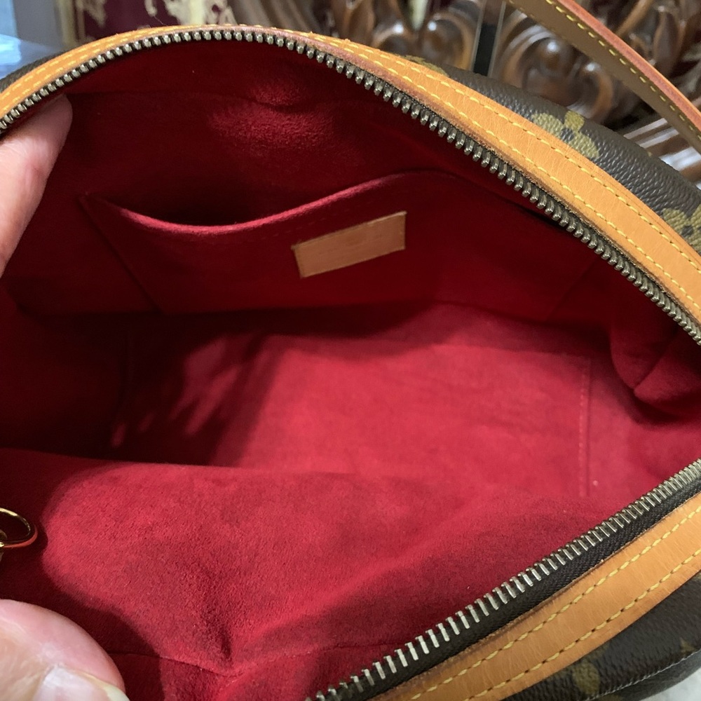 Louis Vuitton Vienna Klara SOLD ๐๐๐ - Picture 4 of 12